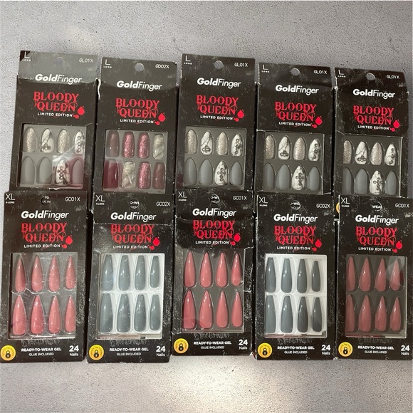 GoldFinger Bloody Queen Nail Set - Picture 1 of 1